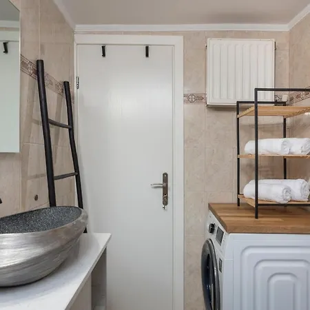 Old Harbor Luxury Living Chania Apartamento