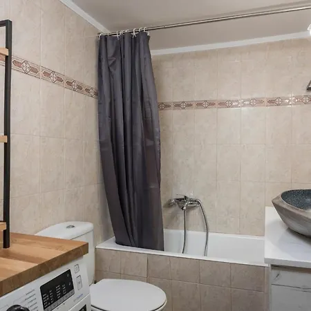 Old Harbor Luxury Living Chania Apartamento *